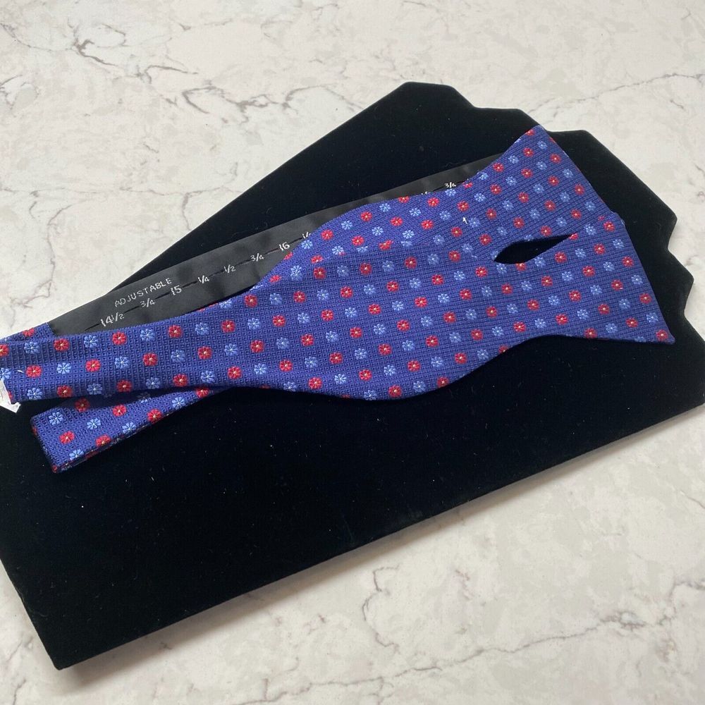 JOS. A. BANK Men's Navy & Red Flower 100% Silk Classic Regular Size Bow Tie